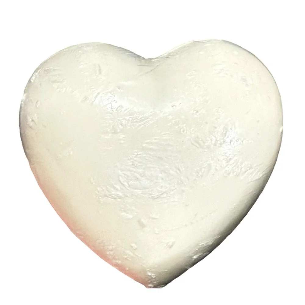 Vintage Victoria's‎ Secret Strawberries & Champagne Heart Shaped Soap 7 oz HTF
